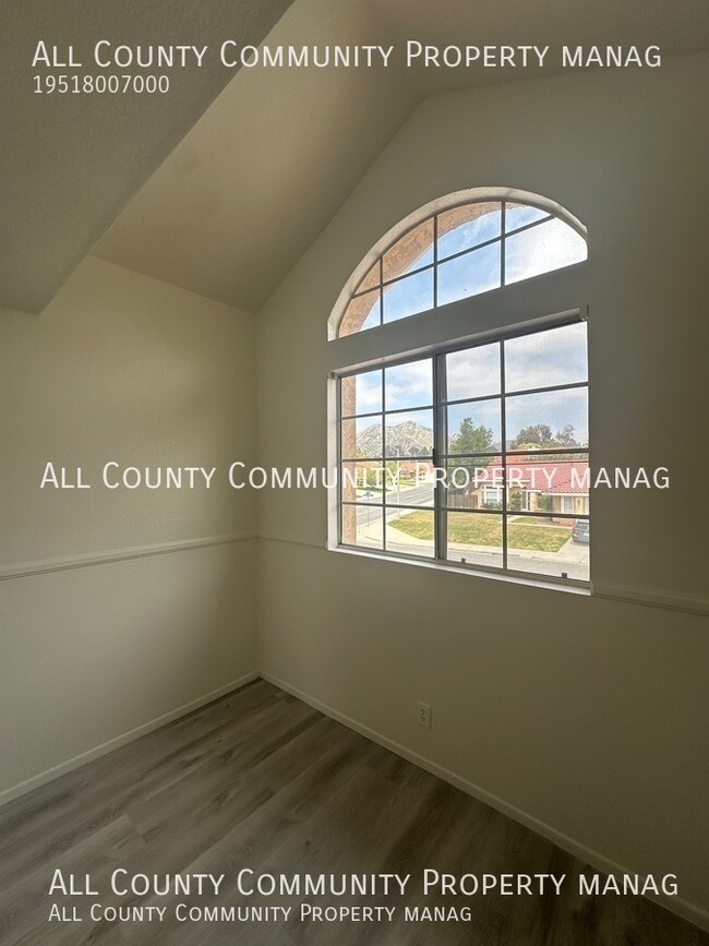 Building Photo - 24459 Brown Dove Cir