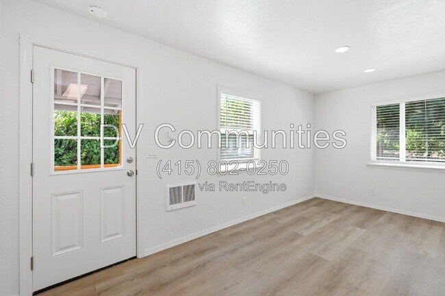 Building Photo - 47793 Harris St