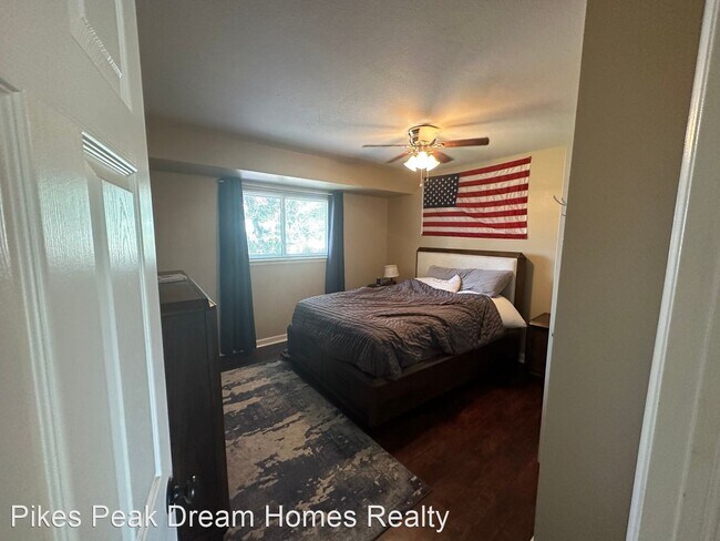 Building Photo - 5 br, 2 bath House - 4234 Morley Drive