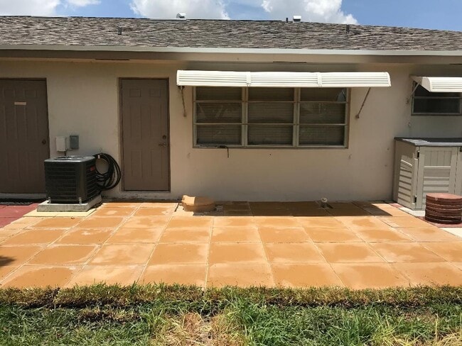 Building Photo - 1387 High Point Way NW