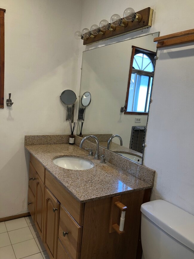 Building Photo - 8624 Olin St