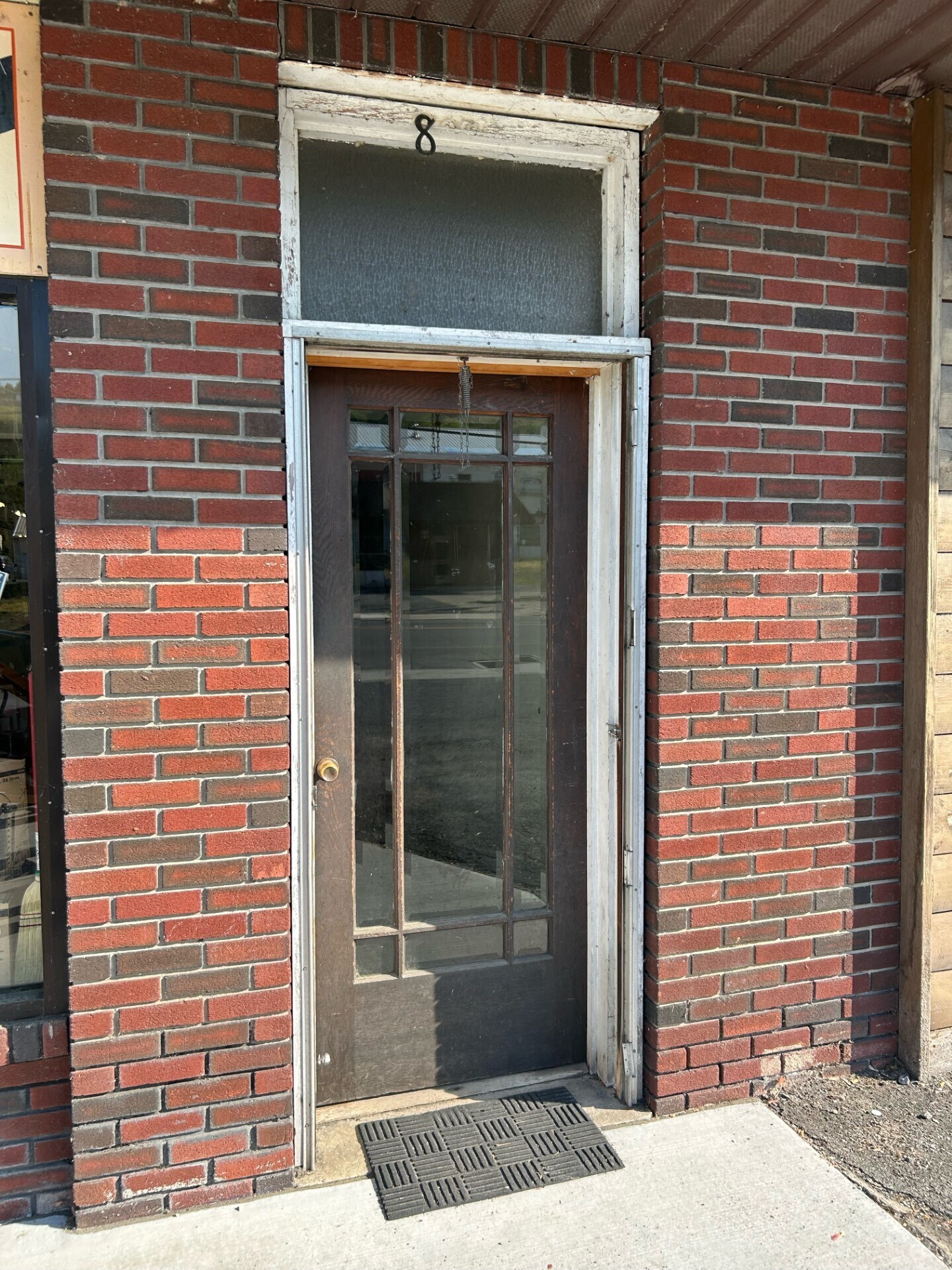 Building Photo - 838 W 4th St