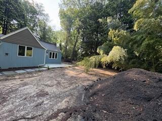 Building Photo - 11 Triple Oak Ln