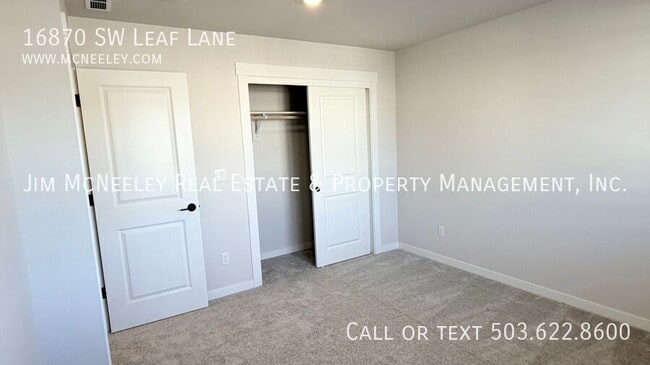 Building Photo - 16870 SW Leaf Ln