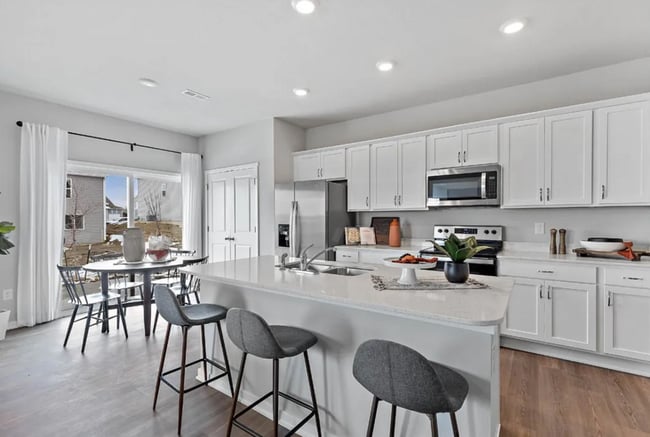 Building Photo - 1043 Maywood Ln