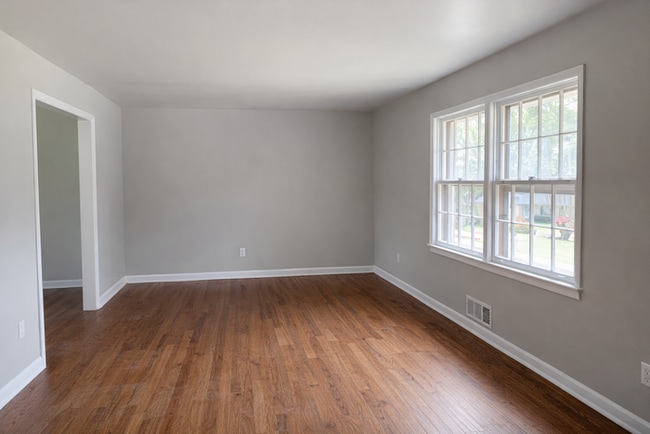 Building Photo - 1290 Teakwood Trail