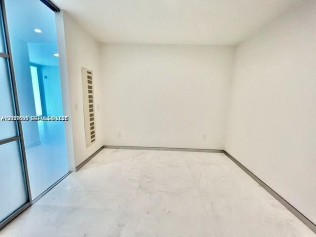 Building Photo - 16901 Collins Ave