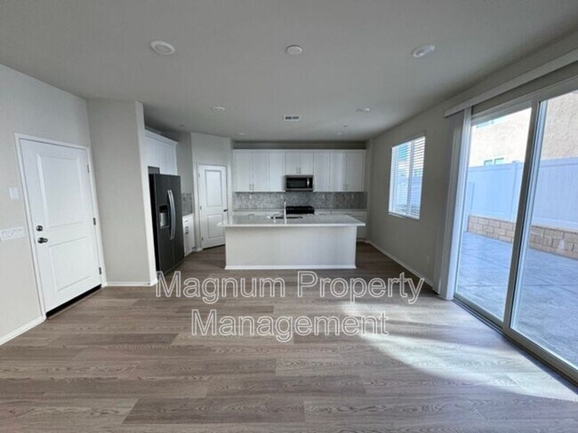 Building Photo - 36330 Albus Ave