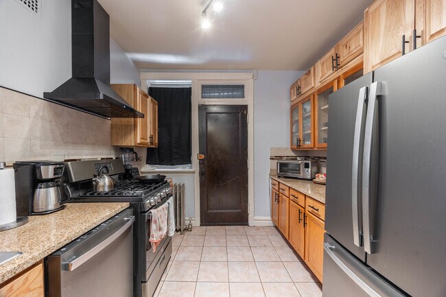 Building Photo - 1432 W Jonquil Terrace
