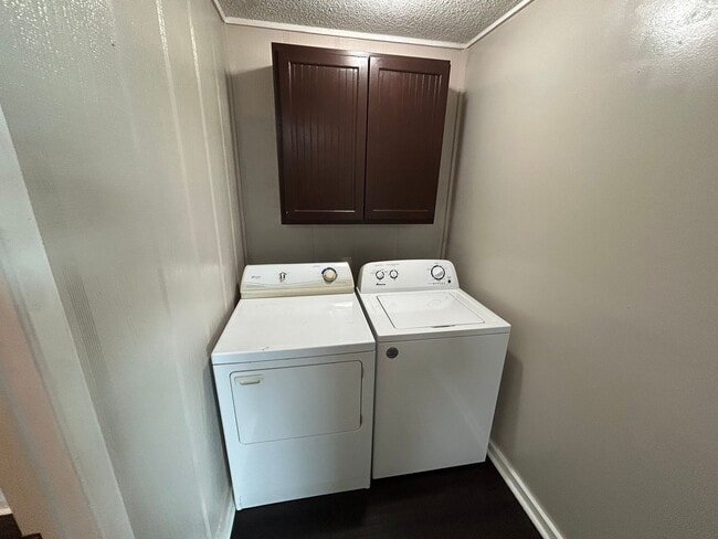 Building Photo - 1/1 Duplex / Fridge, Washer & Dryer Included  / Large Front Deck / Small Fenced in Side Yard/ NBISD