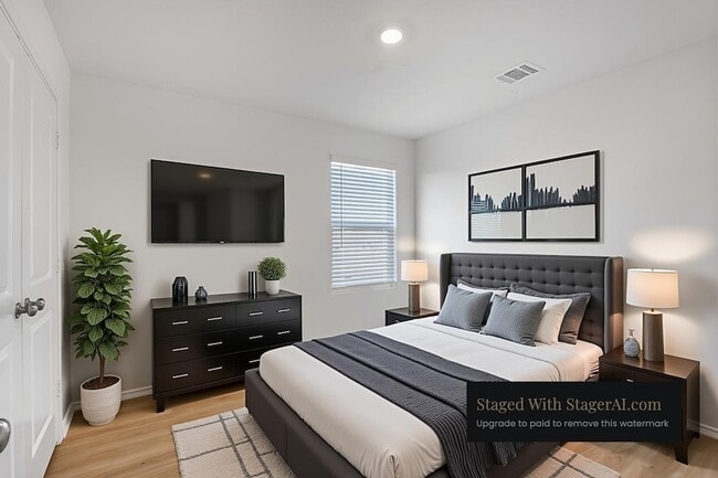 Building Photo - 1125 Largemouth Ln