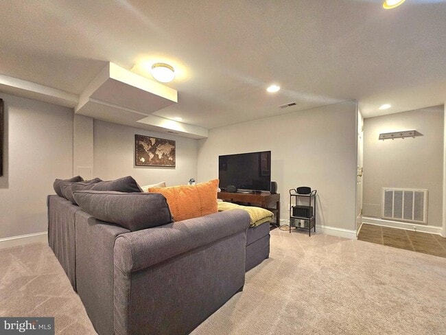 Building Photo - 3410 15th St N