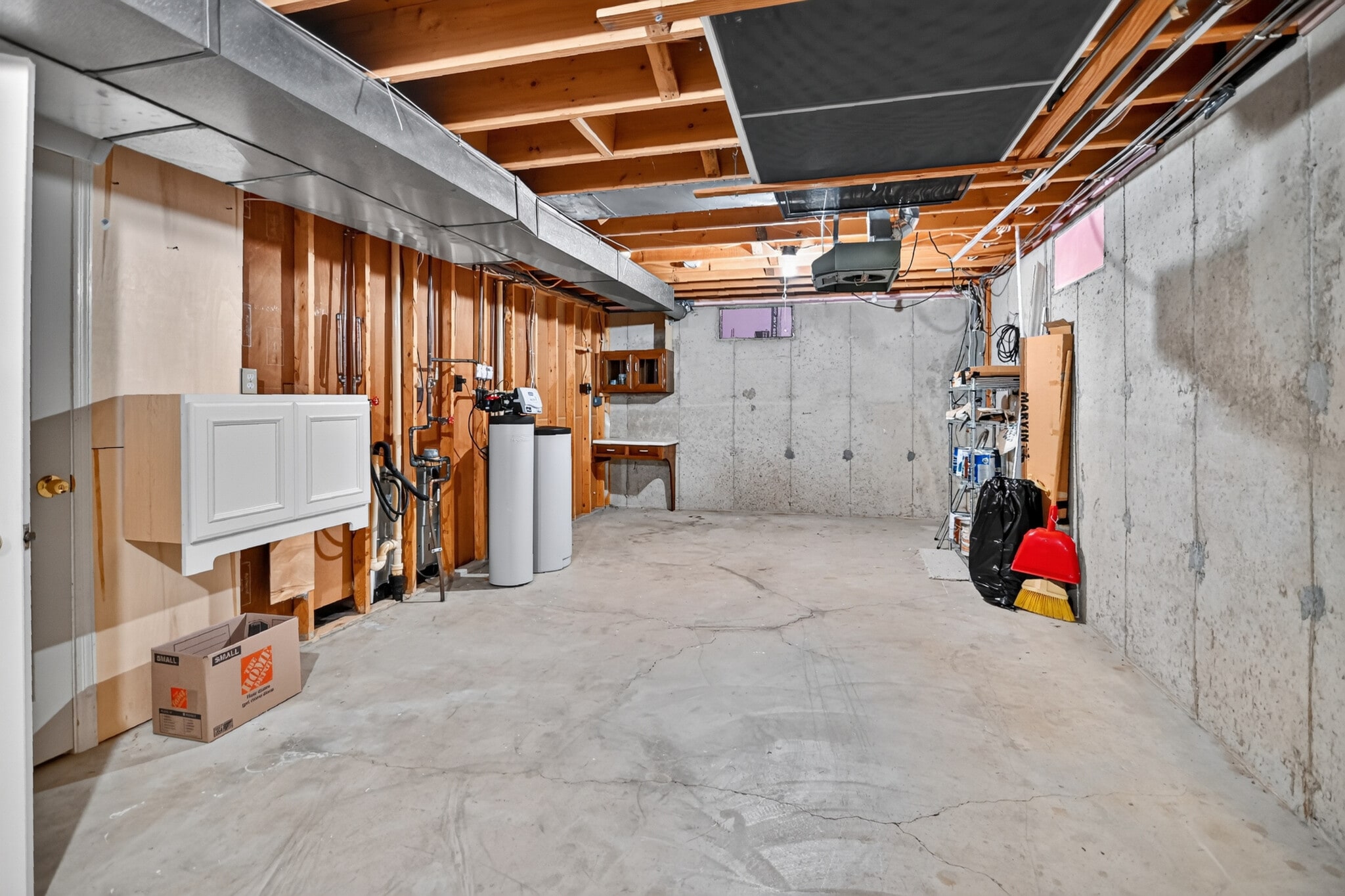 Building Photo - 579 East View Rd