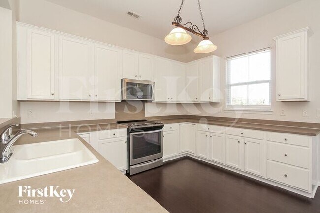 Building Photo - 107 Kensington St