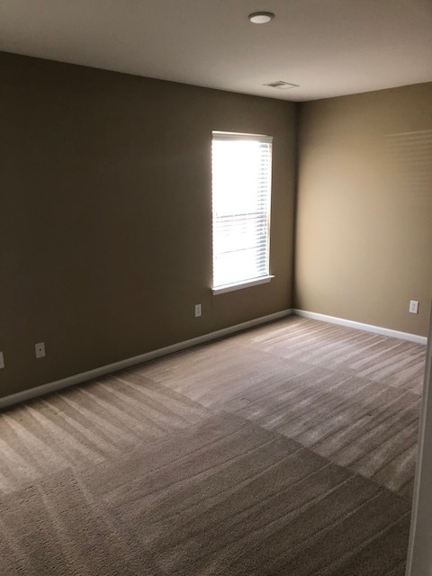 Building Photo - Townhouse in Gated Community-Summerville