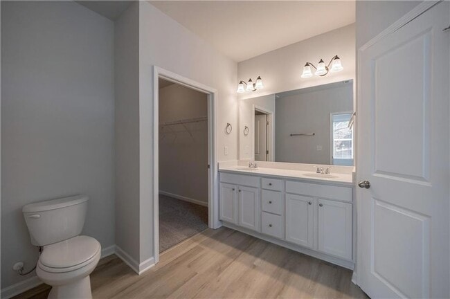 Building Photo - 853 Crossroads Ct