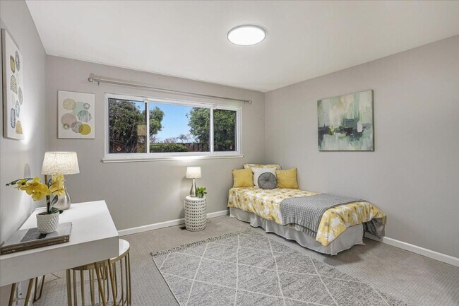 Building Photo - Charming 3-Bedroom Home in Prime Cambrian ...