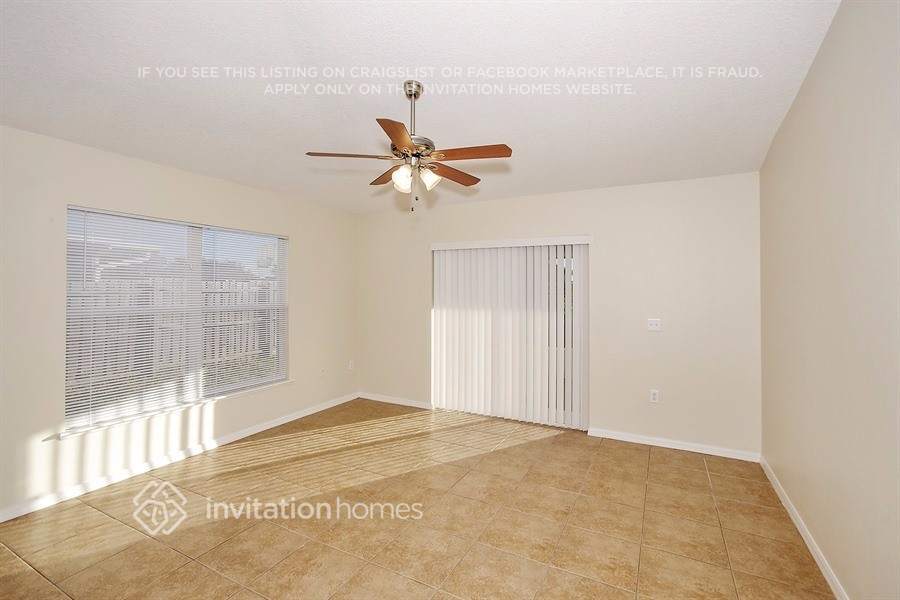 Building Photo - 159 Velveteen Pl