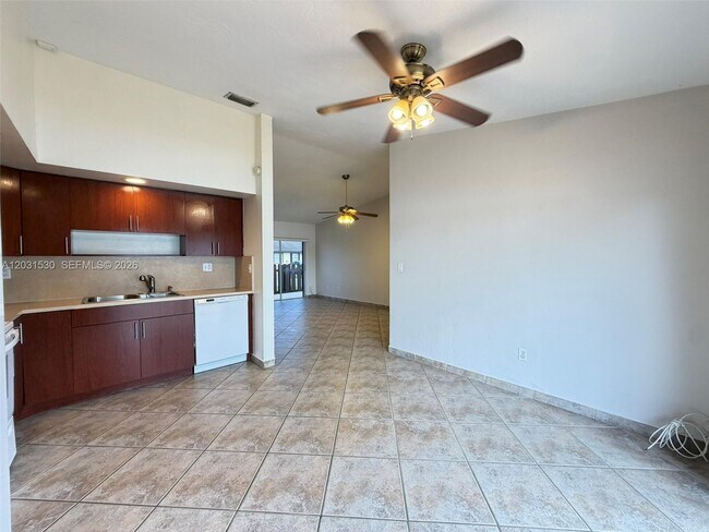 Building Photo - 11760 SW 123rd Ave