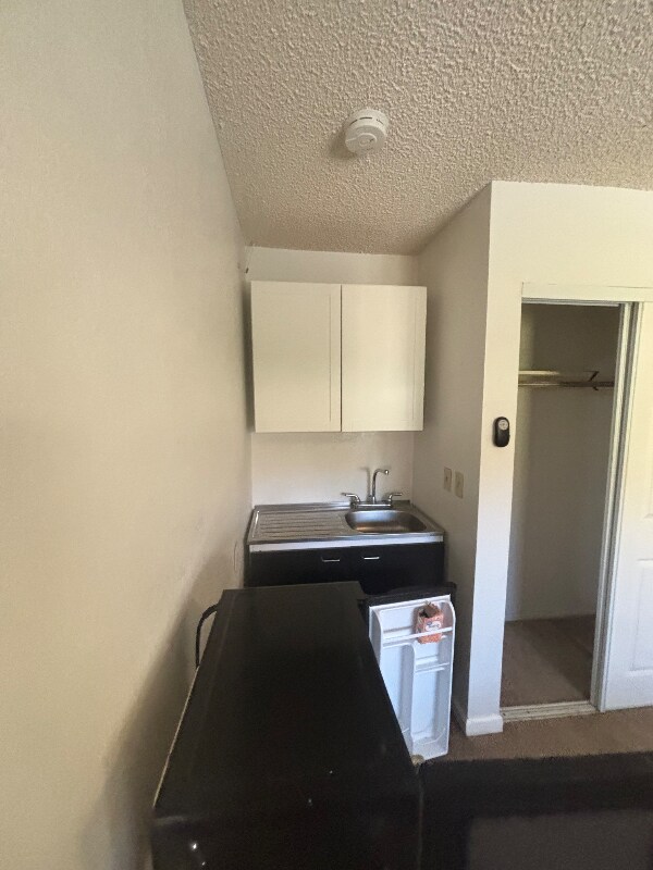 Building Photo - 23692 Lemon Ave