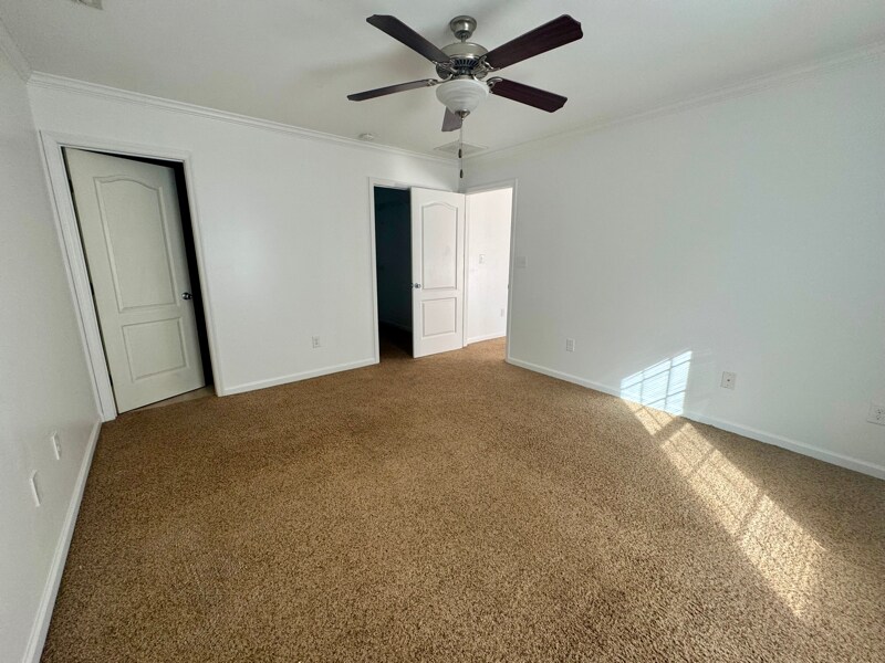 Building Photo - 318 Murphy Dr