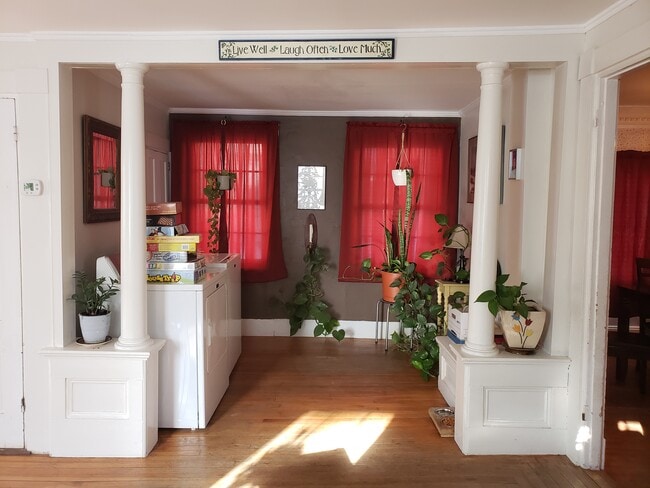 Building Photo - 23 Gannett St