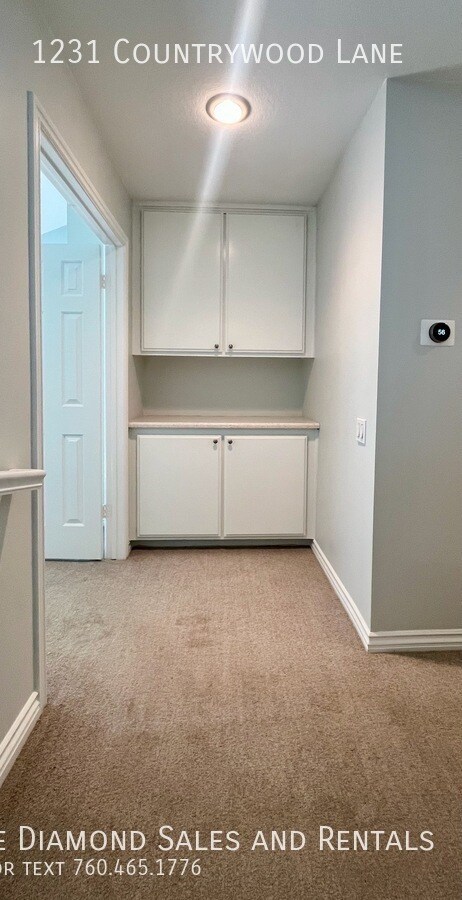 Building Photo - 1231 Countrywood Ln