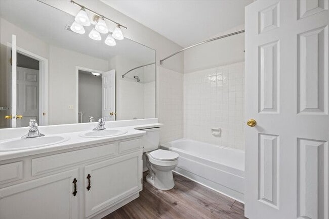 Building Photo - Beautiful 2-Bedroom Westminster Townhome with Private Patio