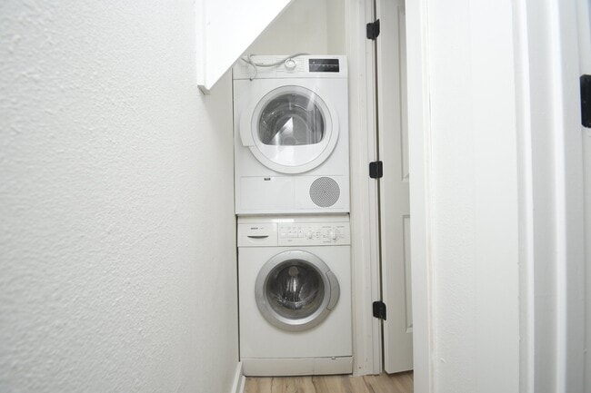 Building Photo - 800 Post Oak Blvd