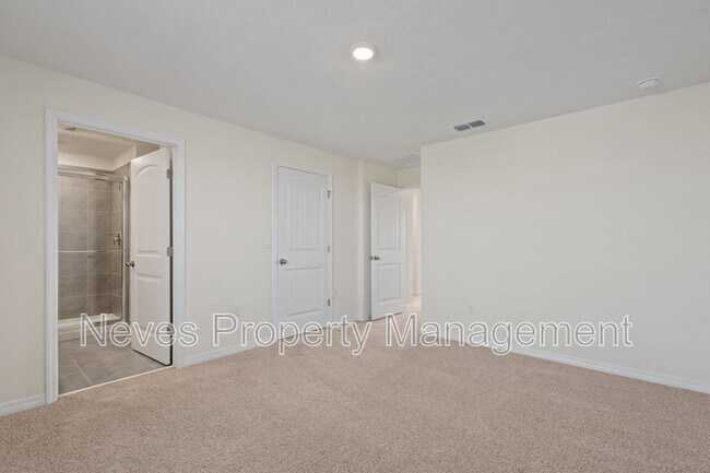 Building Photo - 17081 Water Spring Blvd