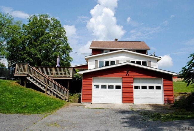Building Photo - 658 Plummer Rd