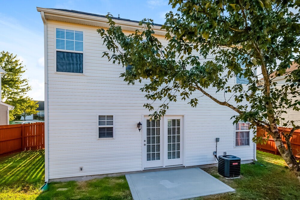 Building Photo - 14017 Sobeck Ln