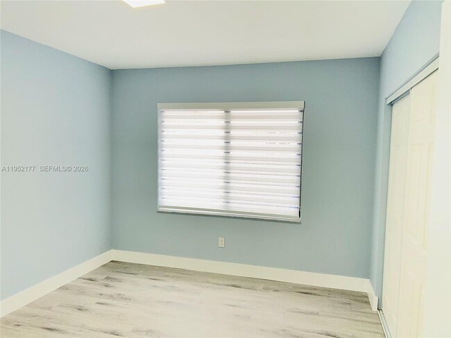 Building Photo - 3297 SW 26th St