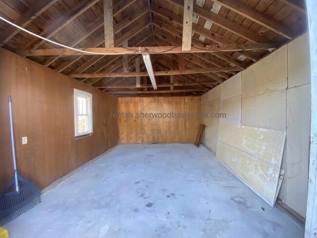 Building Photo - 504 E Atlantic St