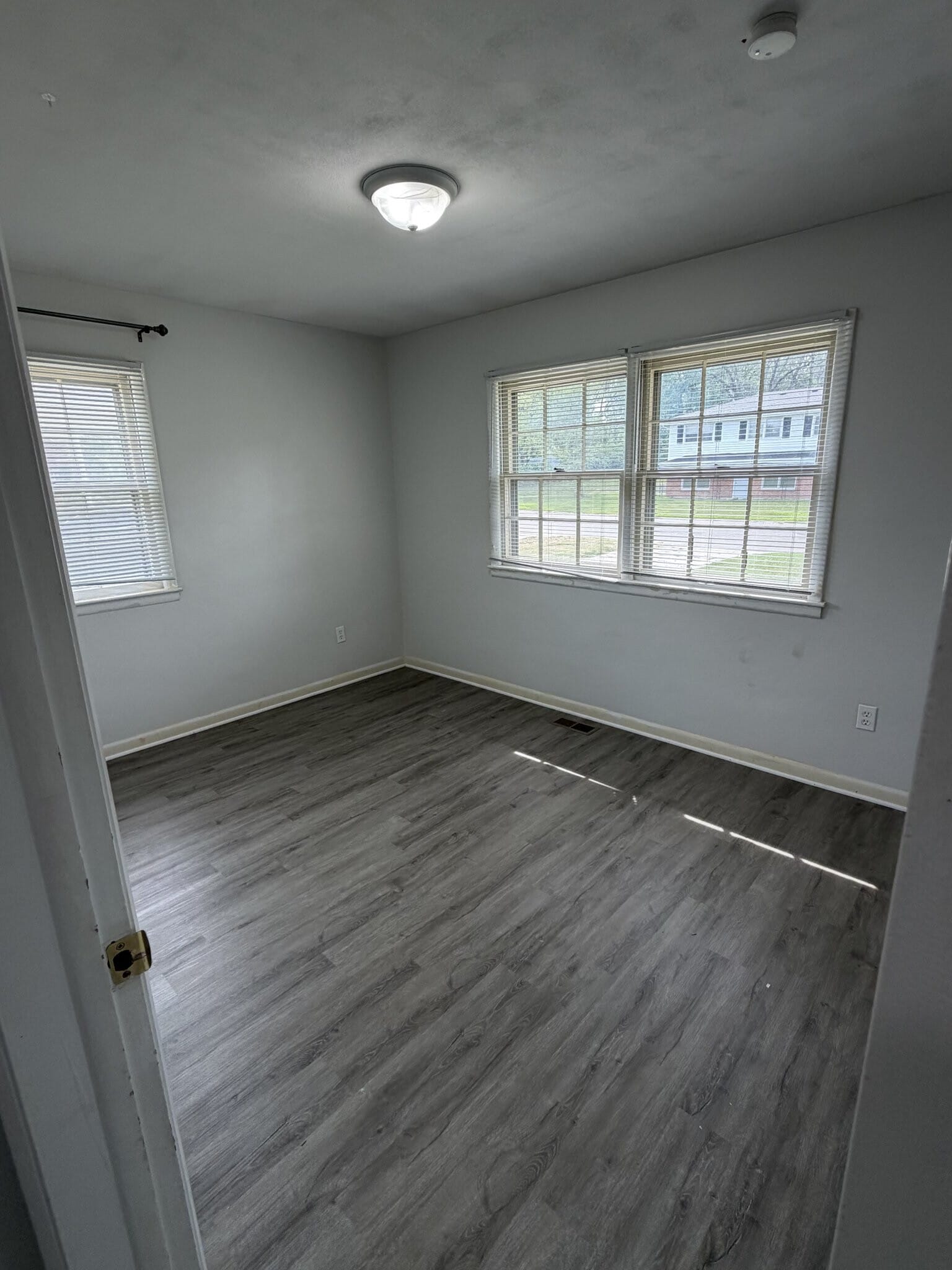 Building Photo - 306 Loch Ln