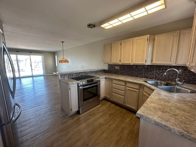 Building Photo - 4038 Mayne Ln
