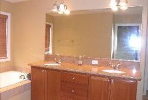 Building Photo - Beautiful 5 + bedroom home - In much desir...