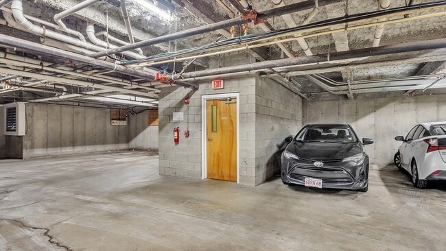Building Photo - 25 Wheeler St
