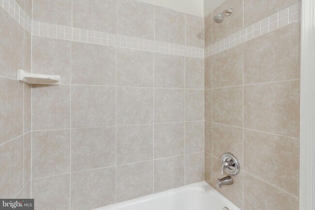Building Photo - 12707 Harborview Ct
