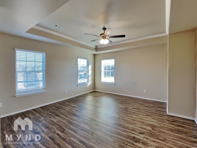 Building Photo - 1001 Clearspring Ct