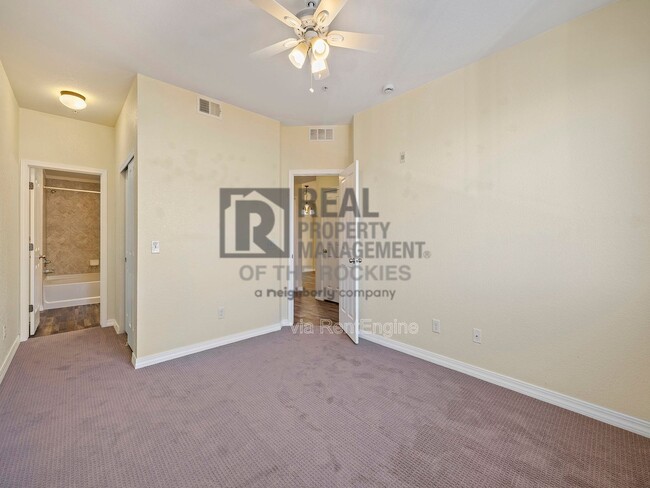 Building Photo - 2133 Krisron Rd