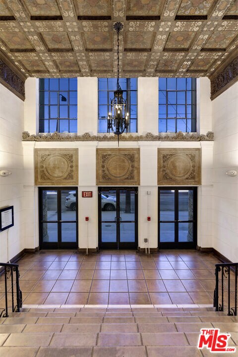 Building Photo - 200 N San Fernando Rd