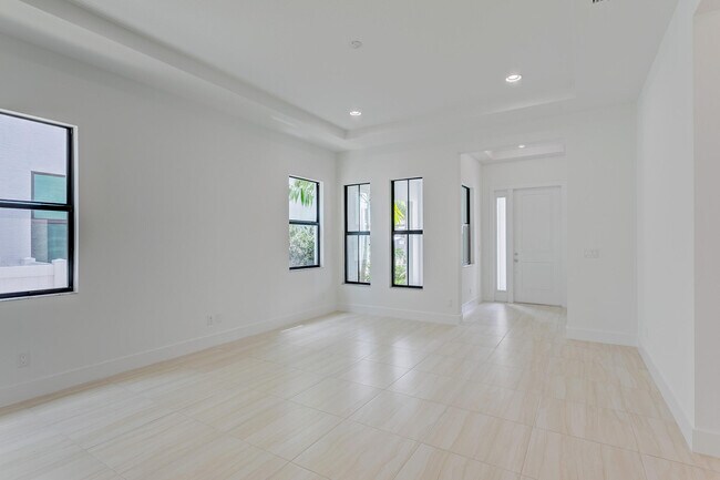 Building Photo - 13559 Artisan Cir