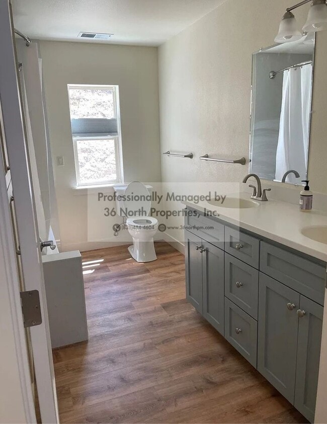 Building Photo - Experience Modern Comfort Surrounded by Na...
