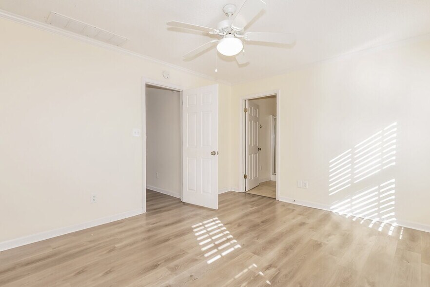 Building Photo - 5388 Evening Mist Dr