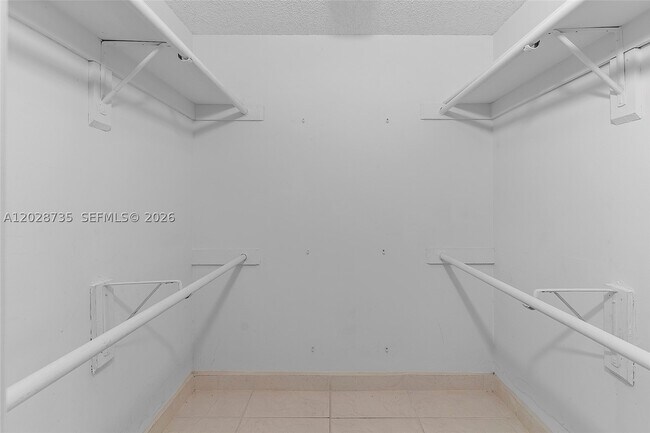 Building Photo - 8760 SW 133rd Ave