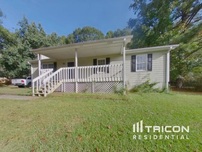 Building Photo - 89 Village Dr