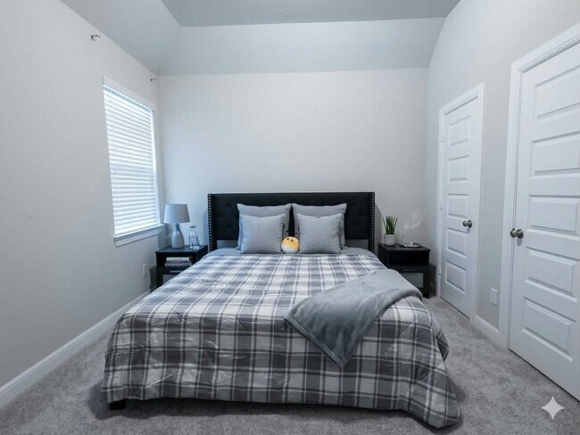 Building Photo - 5715 Caper Shores Ln