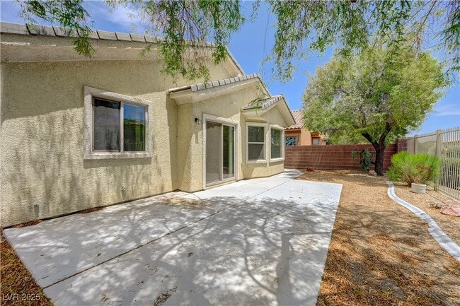 Building Photo - 4109 Gliding Gulls Ave