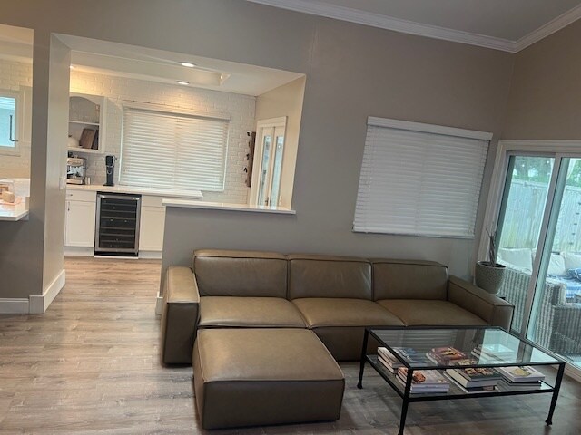 Building Photo - 953 13th Ave S